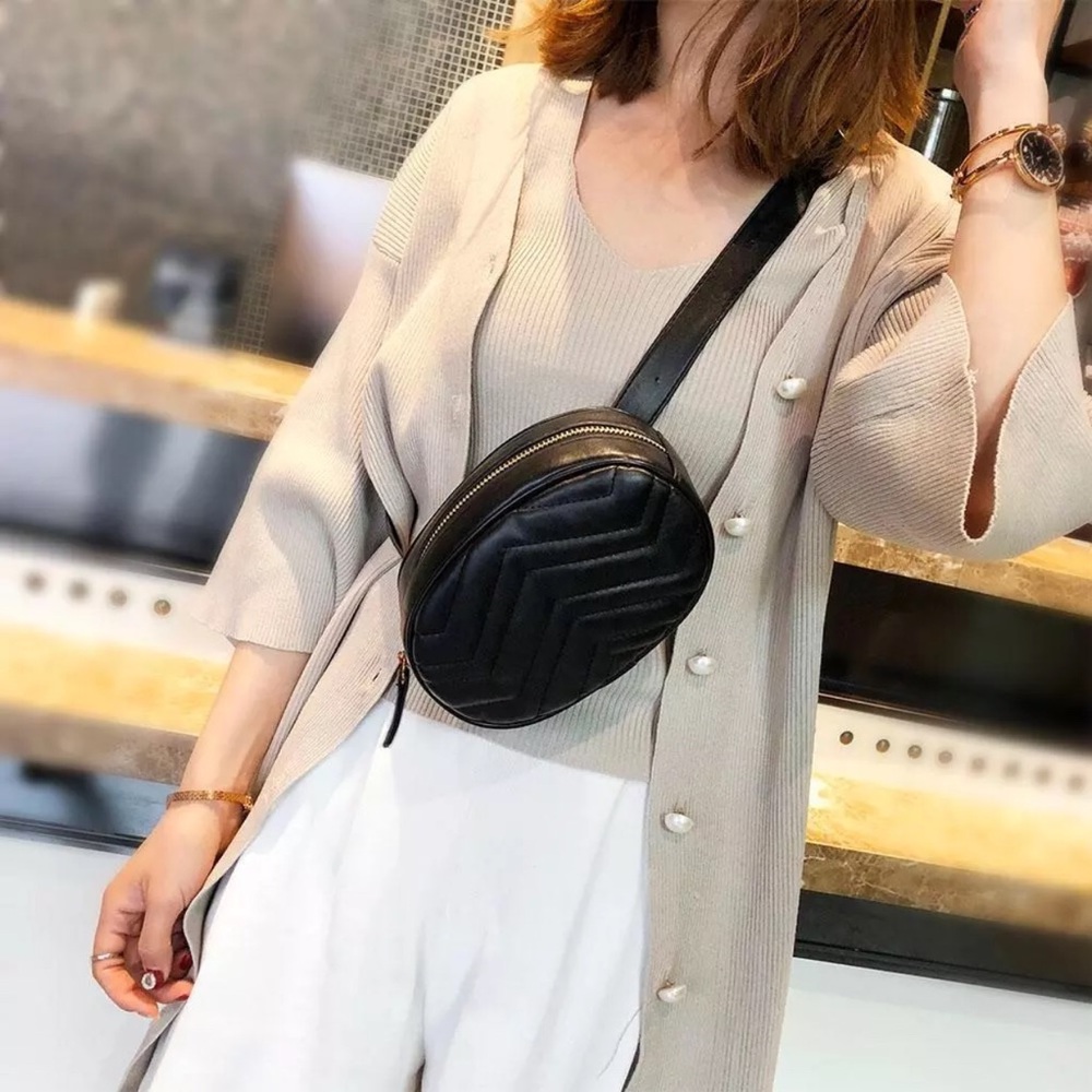 HP🖤”THE”BELT BAG-FANNY PACK- BLACK QUILTED-NEW🖤 - Picture 2 of 8